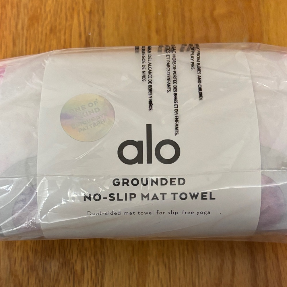 ALO Yoga Pink Tie Dye Mat Towel